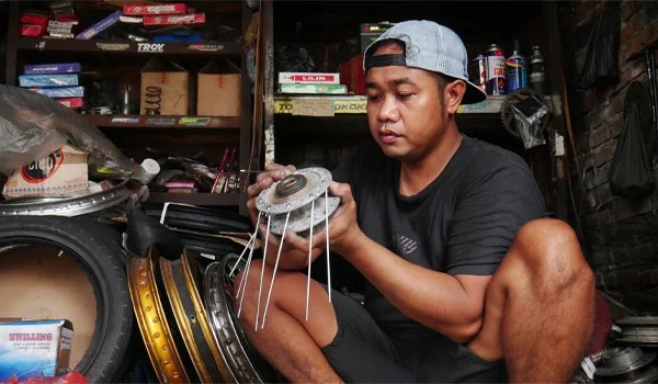 Expert Mechanics in Cilacap: The Secret Behind Dedy Motor's Unwavering Trust